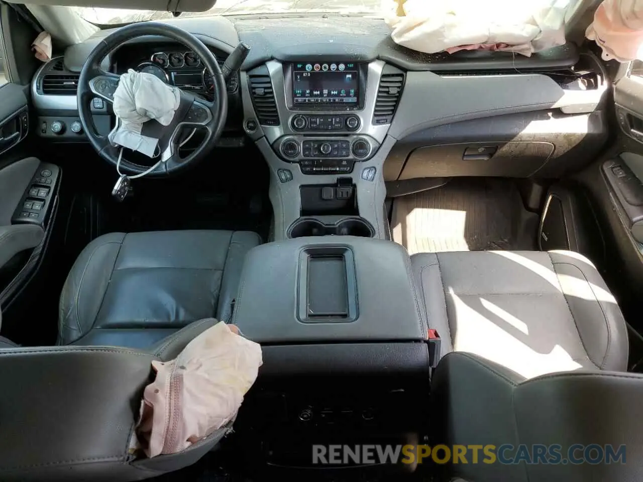 8 Photograph of a damaged car 1GNSKBKC6KR273813 CHEVROLET TAHOE 2019