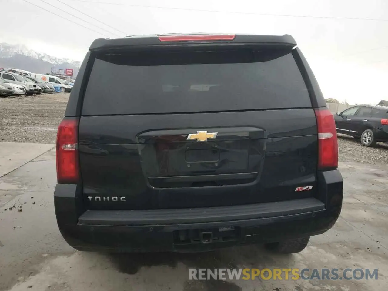 6 Photograph of a damaged car 1GNSKBKC7KR306530 CHEVROLET TAHOE 2019