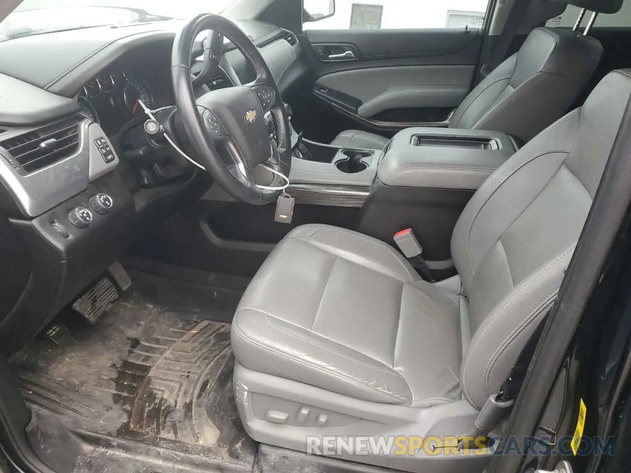 7 Photograph of a damaged car 1GNSKBKC7KR306530 CHEVROLET TAHOE 2019