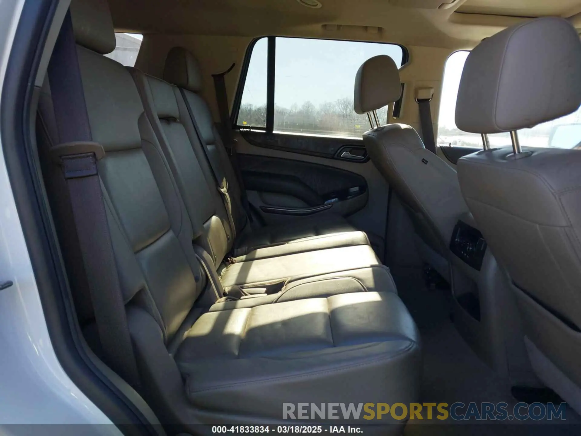 8 Photograph of a damaged car 1GNSKBKC7KR307869 CHEVROLET TAHOE 2019