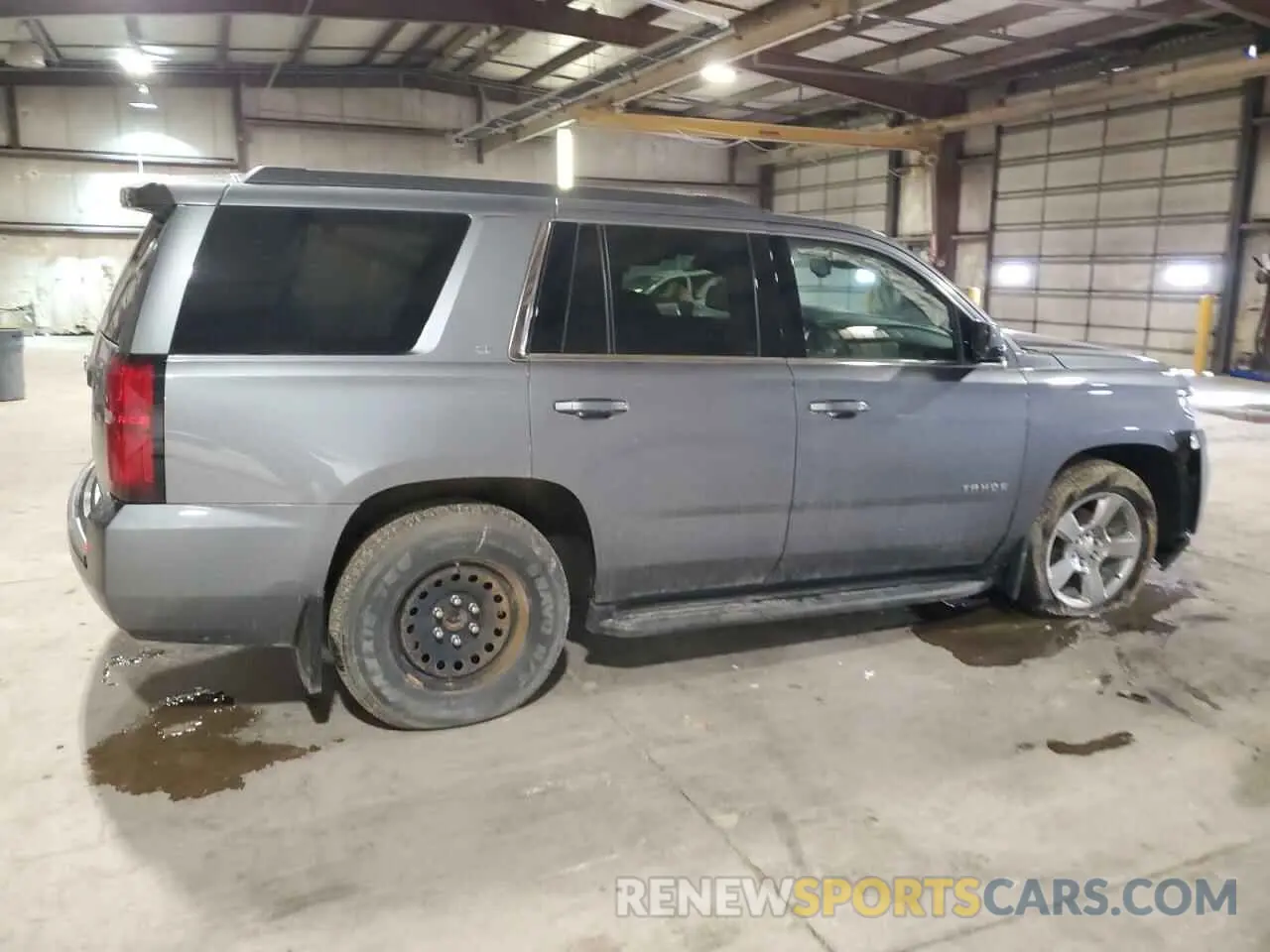3 Photograph of a damaged car 1GNSKBKC7KR352620 CHEVROLET TAHOE 2019