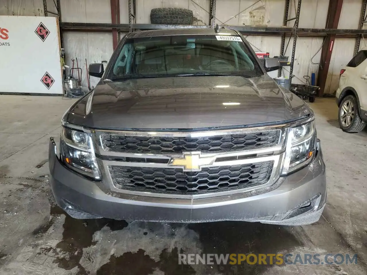 5 Photograph of a damaged car 1GNSKBKC7KR352620 CHEVROLET TAHOE 2019