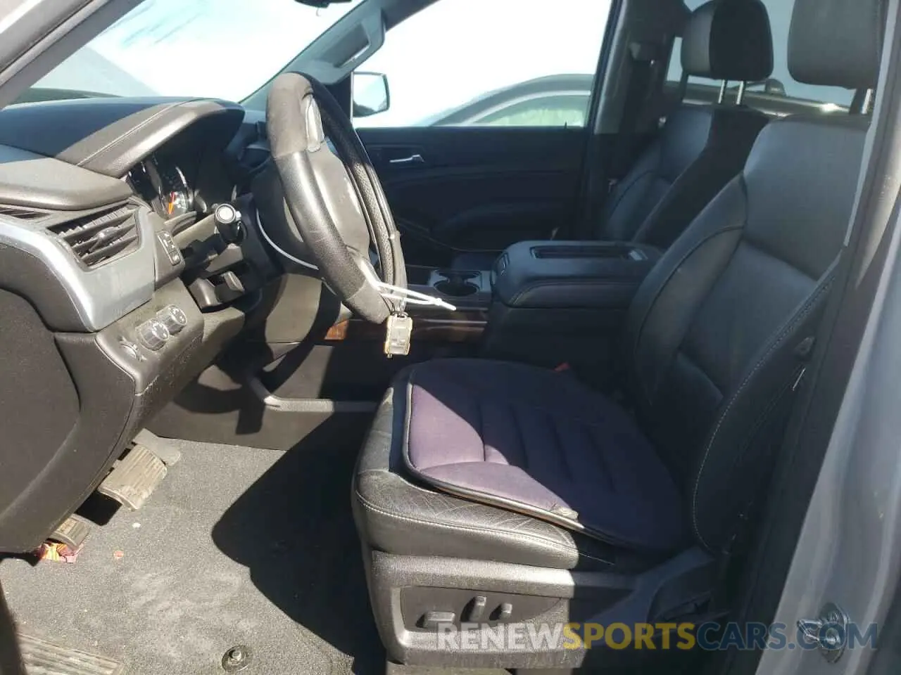 7 Photograph of a damaged car 1GNSKBKC7KR376724 CHEVROLET TAHOE 2019