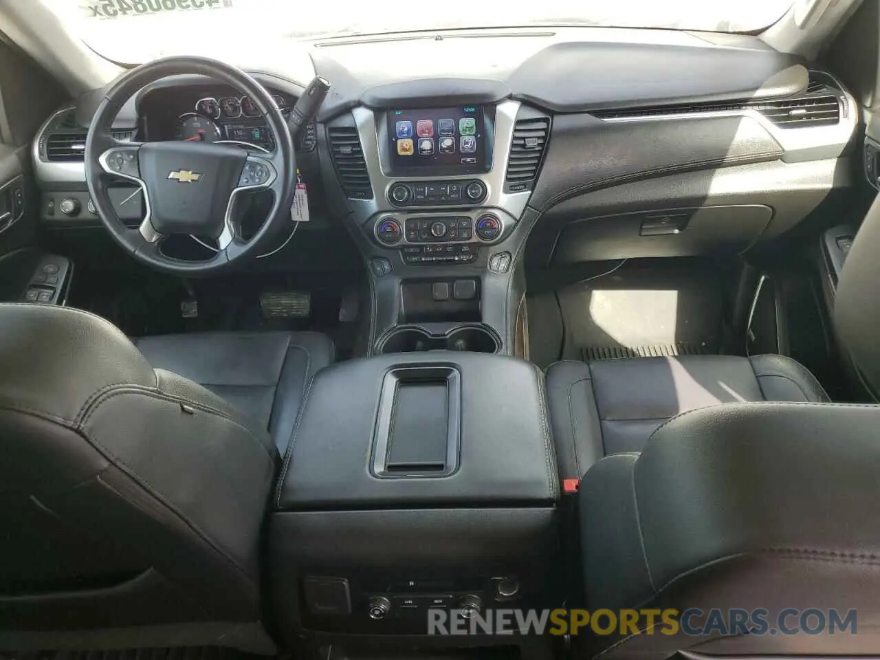 8 Photograph of a damaged car 1GNSKBKC7KR392177 CHEVROLET TAHOE 2019
