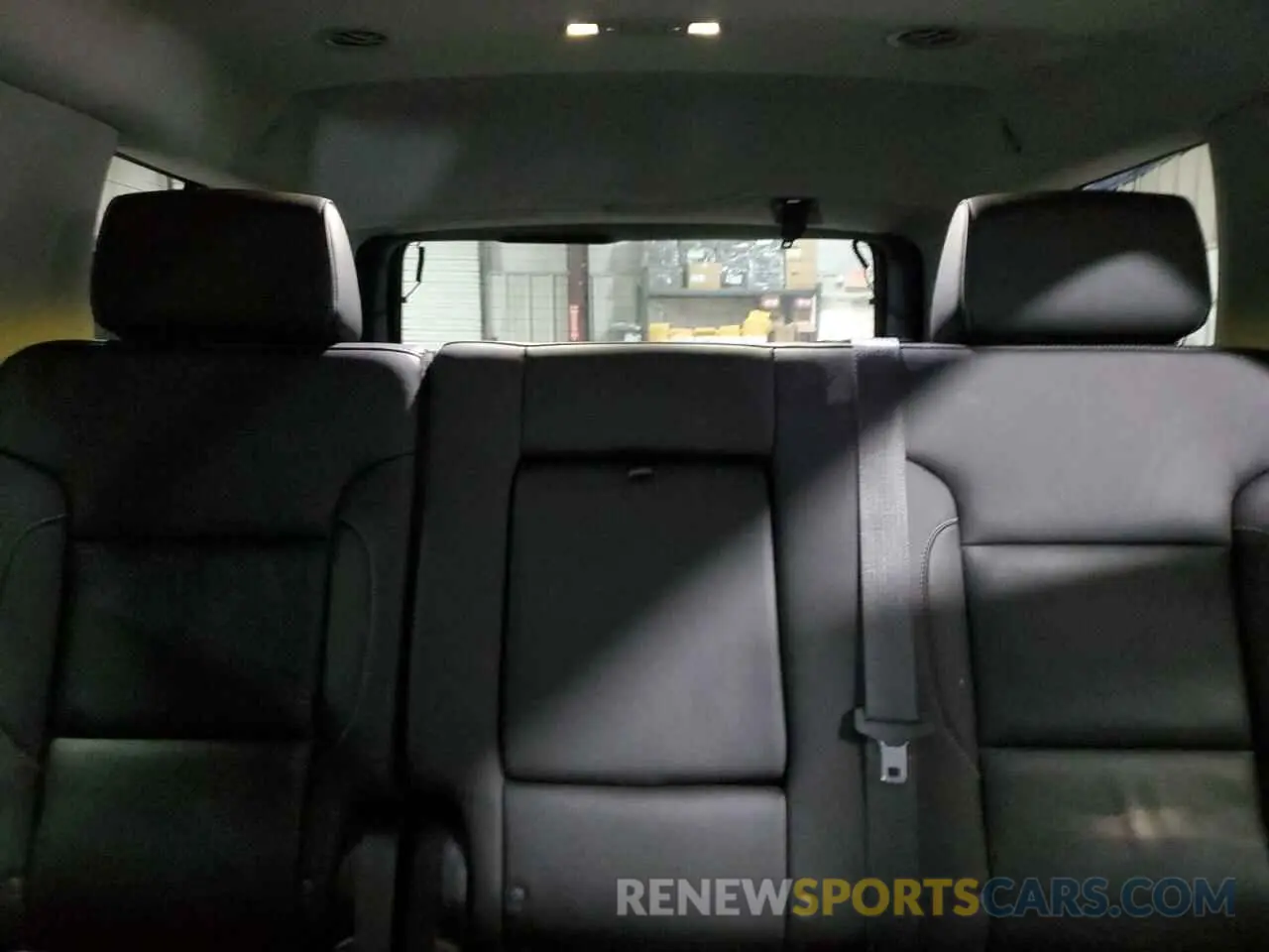 10 Photograph of a damaged car 1GNSKBKC8KR188553 CHEVROLET TAHOE 2019