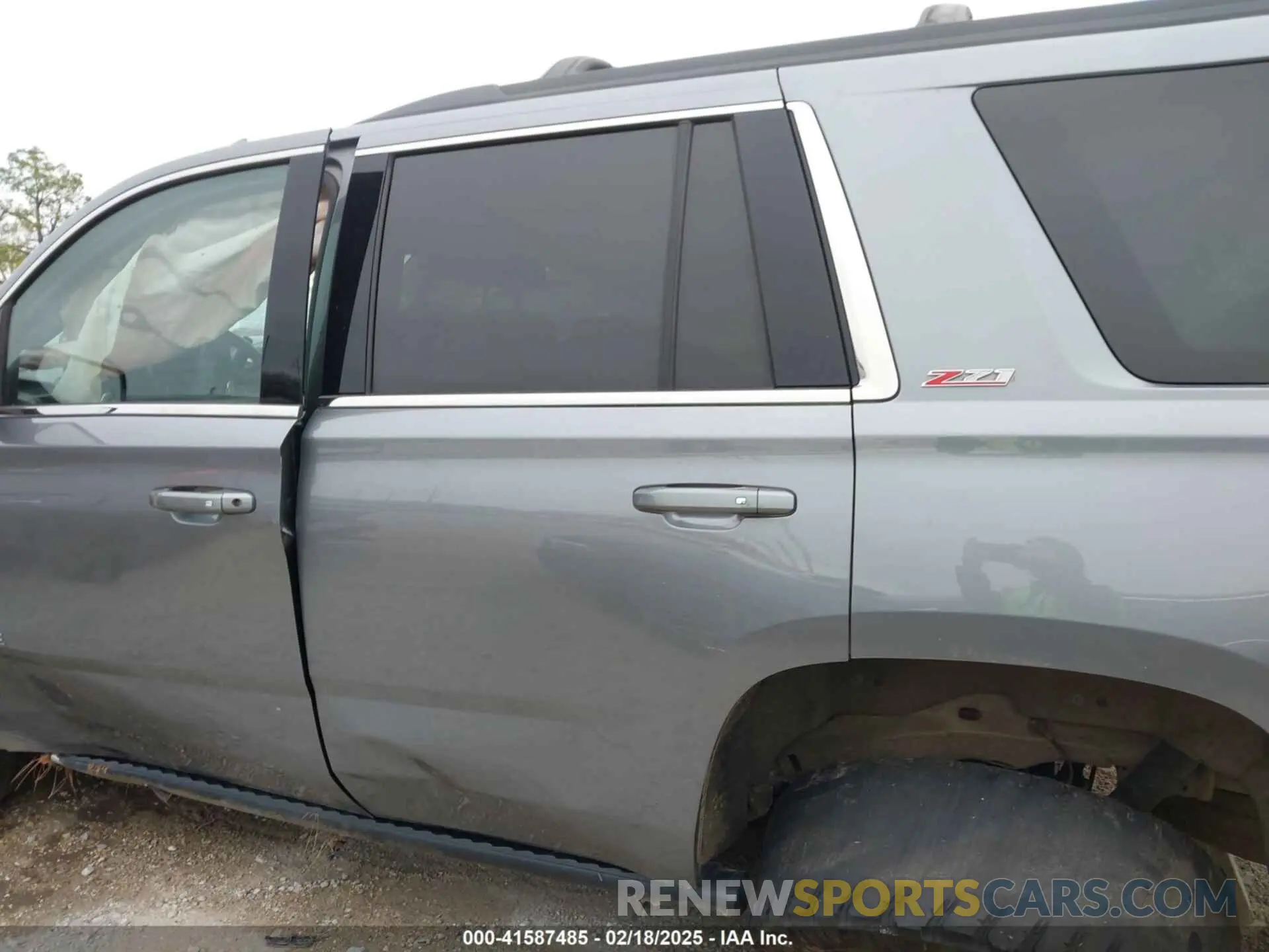 14 Photograph of a damaged car 1GNSKBKC8KR283954 CHEVROLET TAHOE 2019
