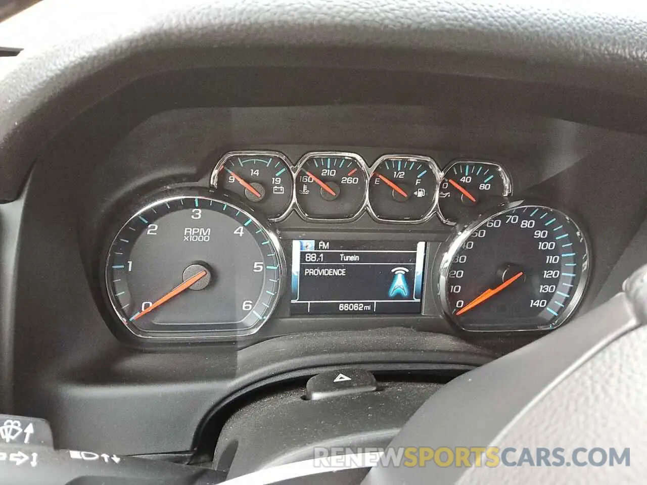 9 Photograph of a damaged car 1GNSKBKC8KR401906 CHEVROLET TAHOE 2019