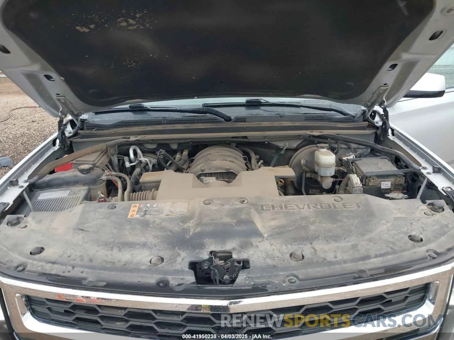10 Photograph of a damaged car 1GNSKBKC9KR158798 CHEVROLET TAHOE 2019