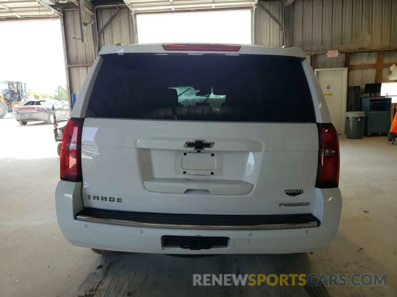 6 Photograph of a damaged car 1GNSKCKC0KR148764 CHEVROLET TAHOE 2019