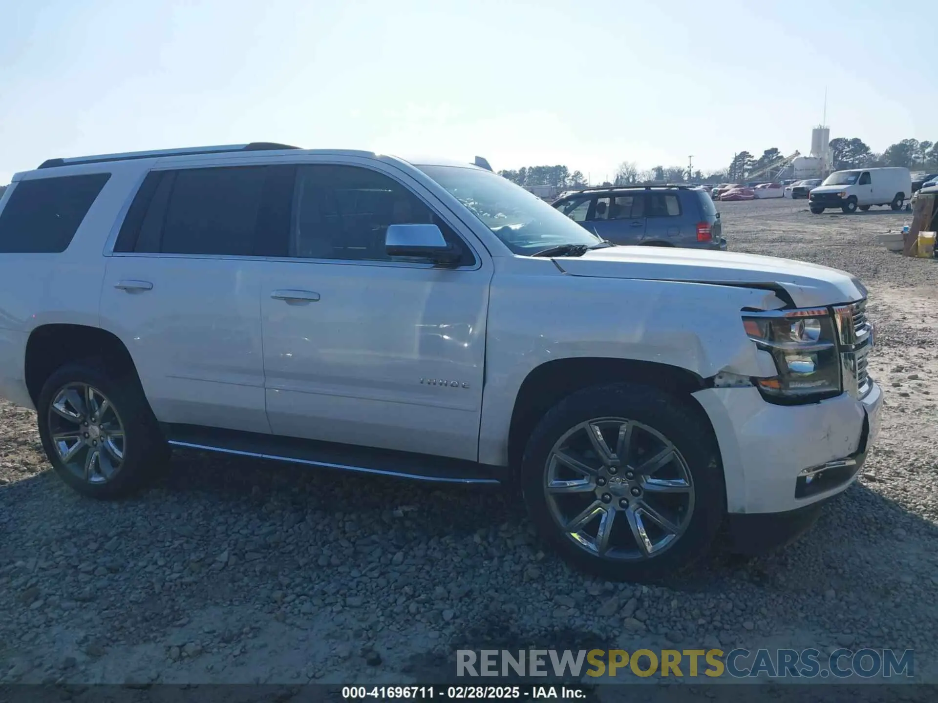 13 Photograph of a damaged car 1GNSKCKC0KR315527 CHEVROLET TAHOE 2019