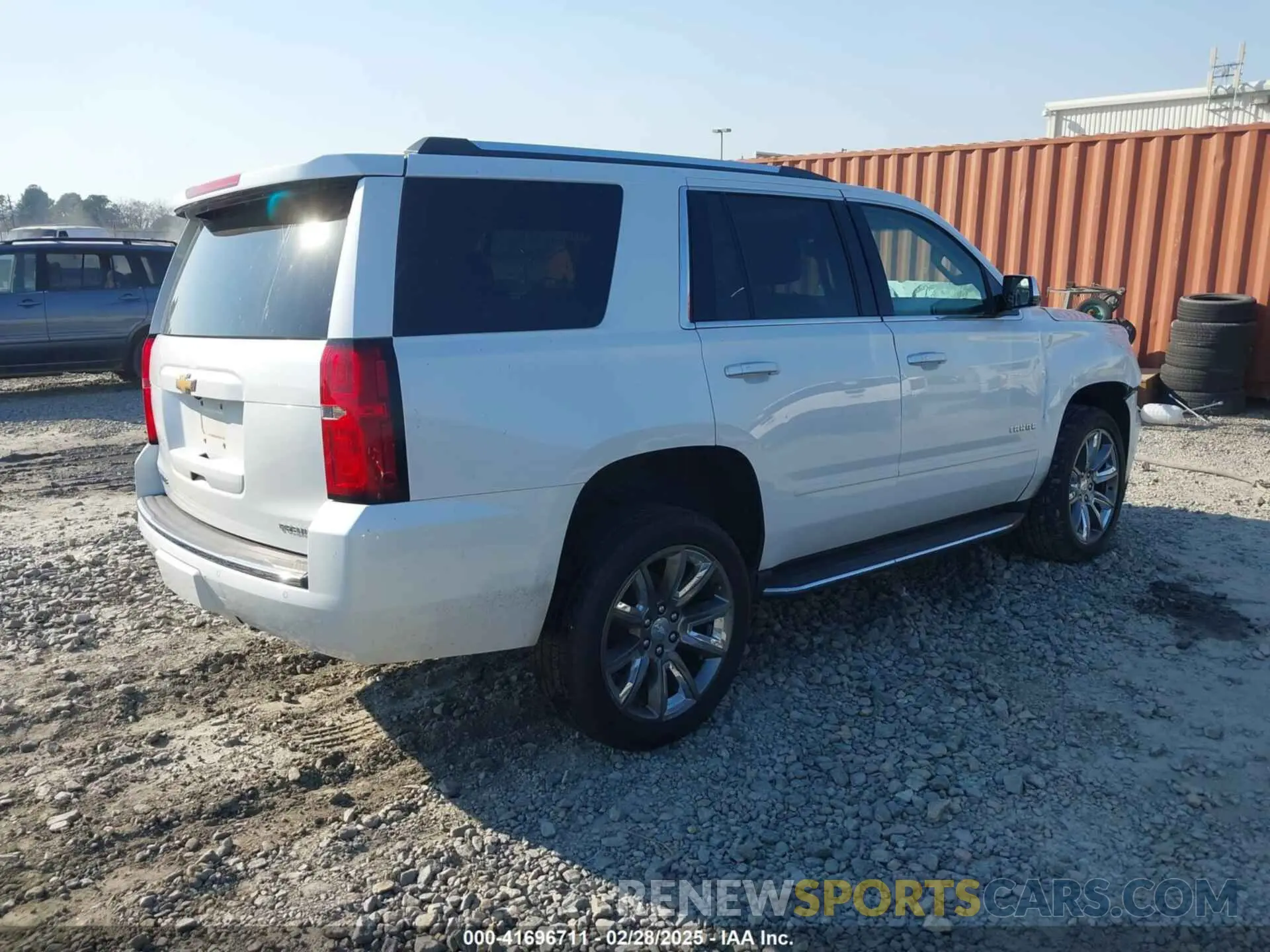 4 Photograph of a damaged car 1GNSKCKC0KR315527 CHEVROLET TAHOE 2019