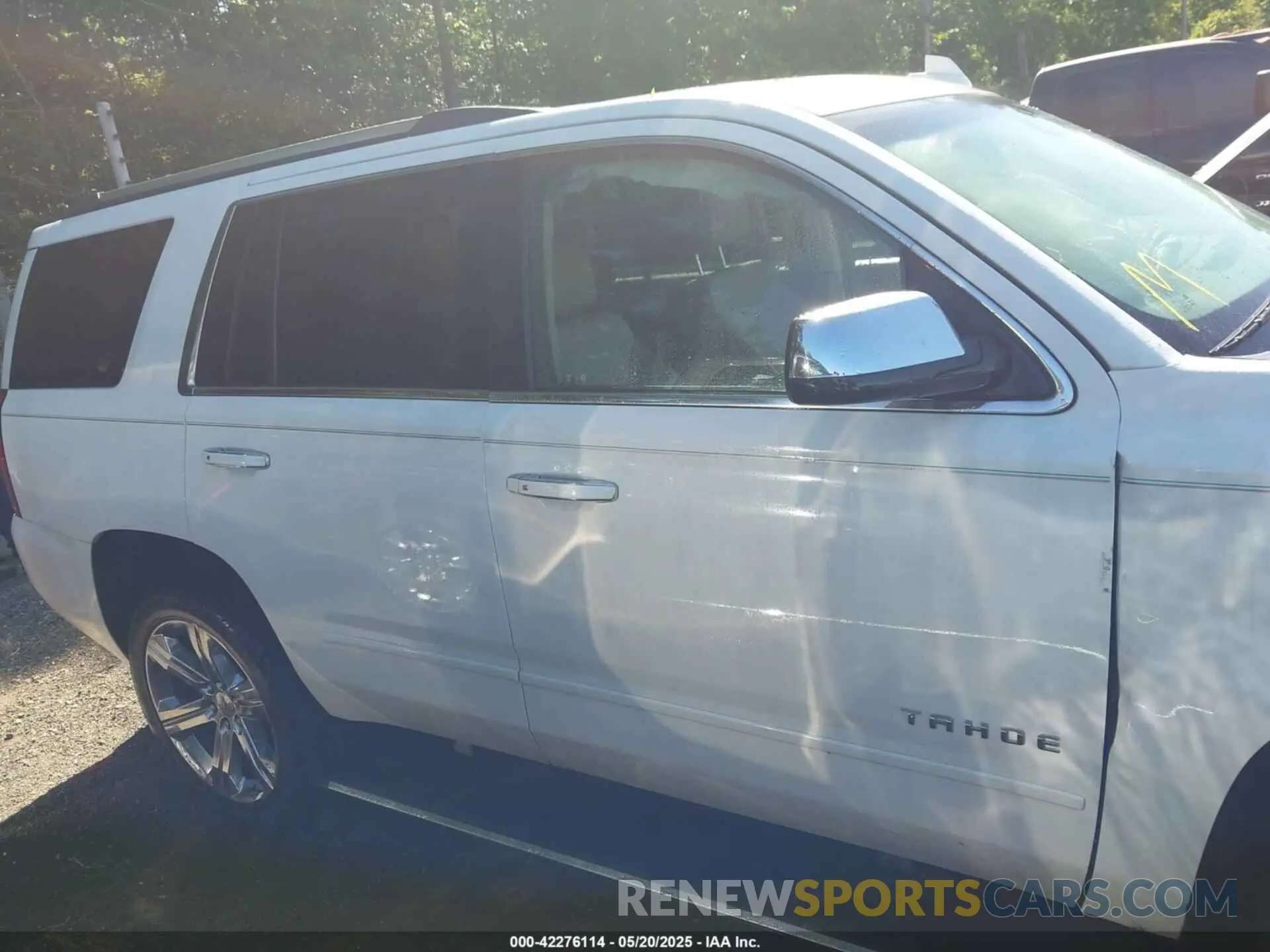 13 Photograph of a damaged car 1GNSKCKC8KR162282 CHEVROLET TAHOE 2019