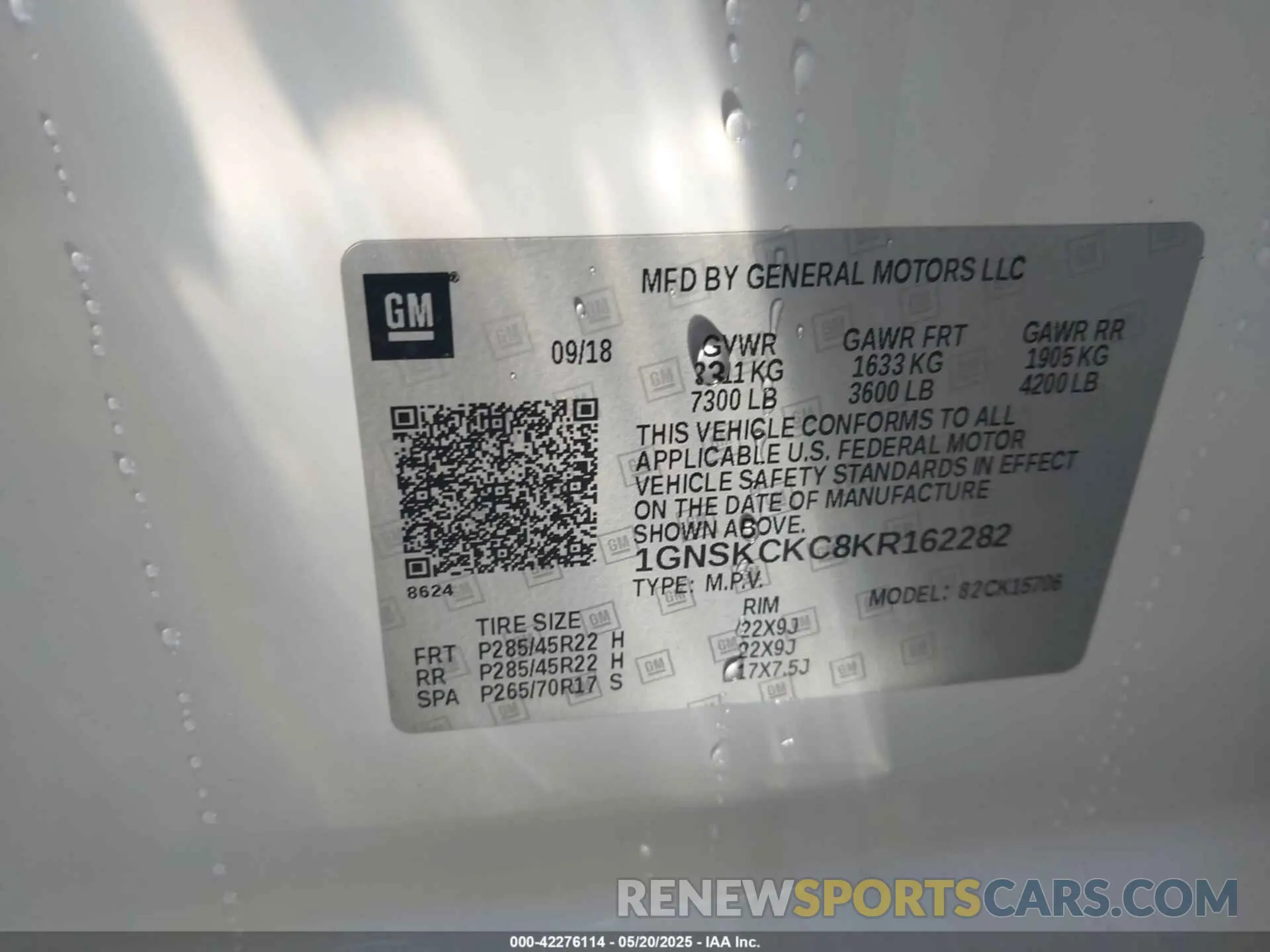 9 Photograph of a damaged car 1GNSKCKC8KR162282 CHEVROLET TAHOE 2019