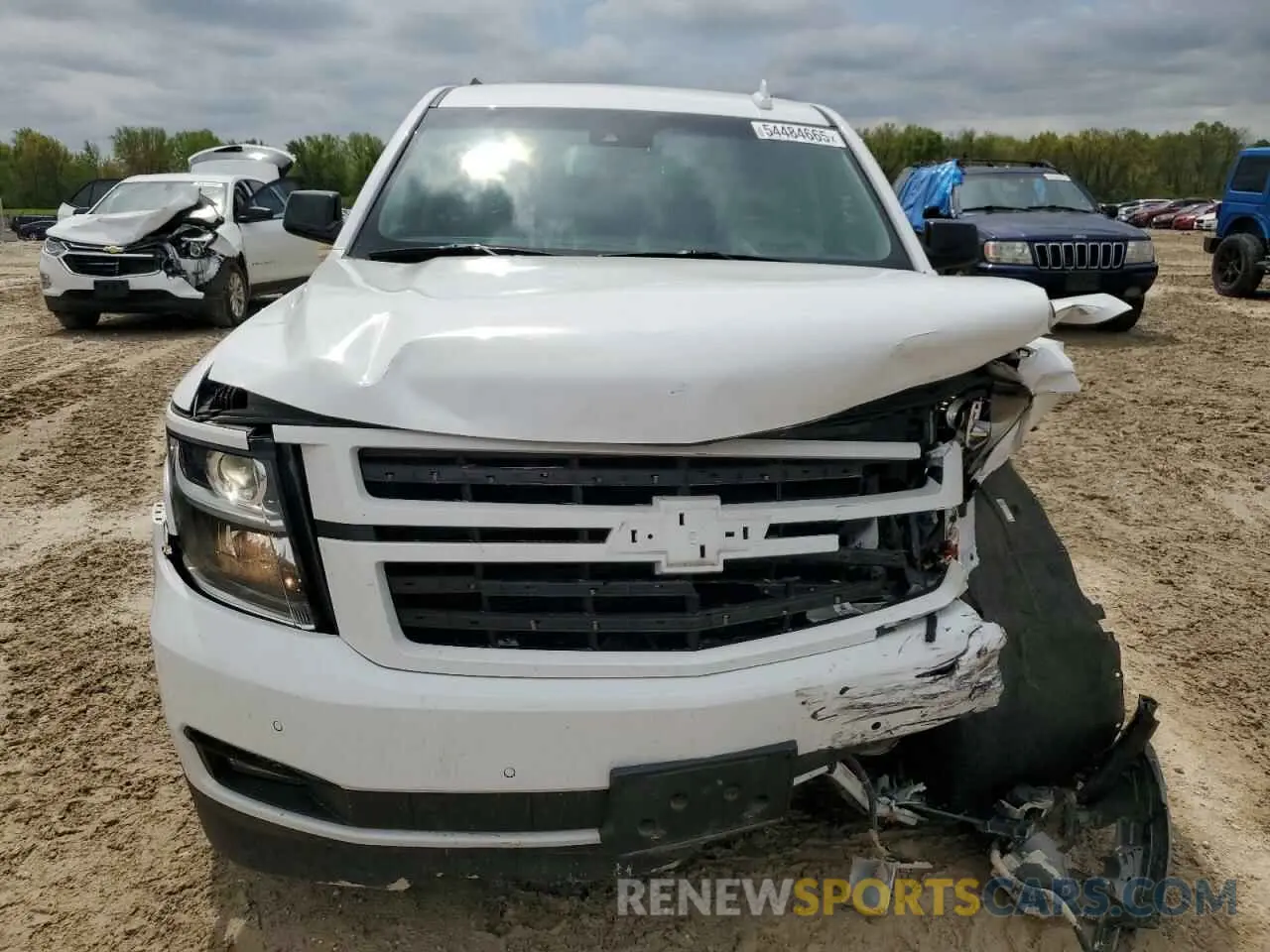 5 Photograph of a damaged car 1GNSKCKJ3KR220037 CHEVROLET TAHOE 2019