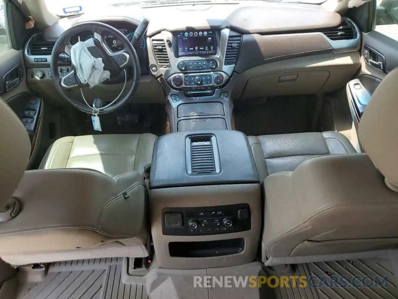 8 Photograph of a damaged car 1GNSKCKJ3KR295868 CHEVROLET TAHOE 2019