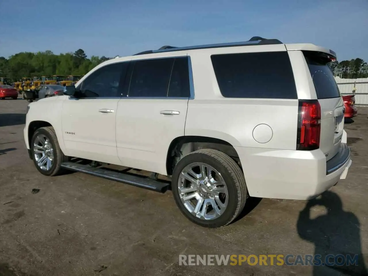 2 Photograph of a damaged car 1GNSKCKJ6KR311965 CHEVROLET TAHOE 2019