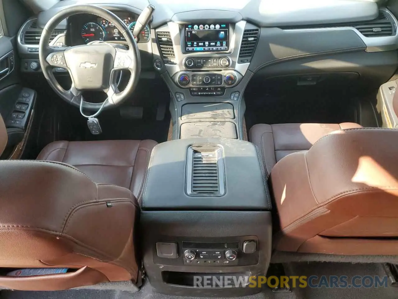8 Photograph of a damaged car 1GNSKCKJ6KR311965 CHEVROLET TAHOE 2019