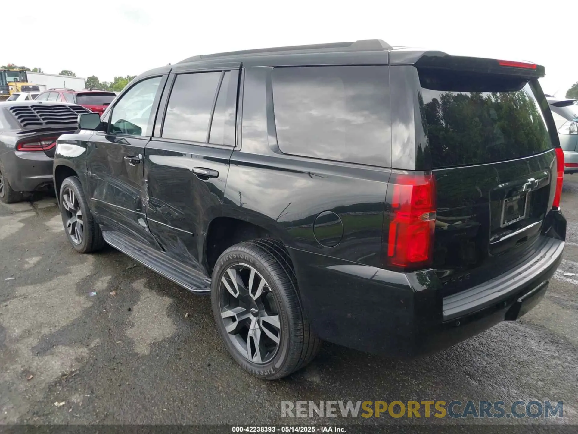 3 Photograph of a damaged car 1GNSKCKJ8KR152141 CHEVROLET TAHOE 2019