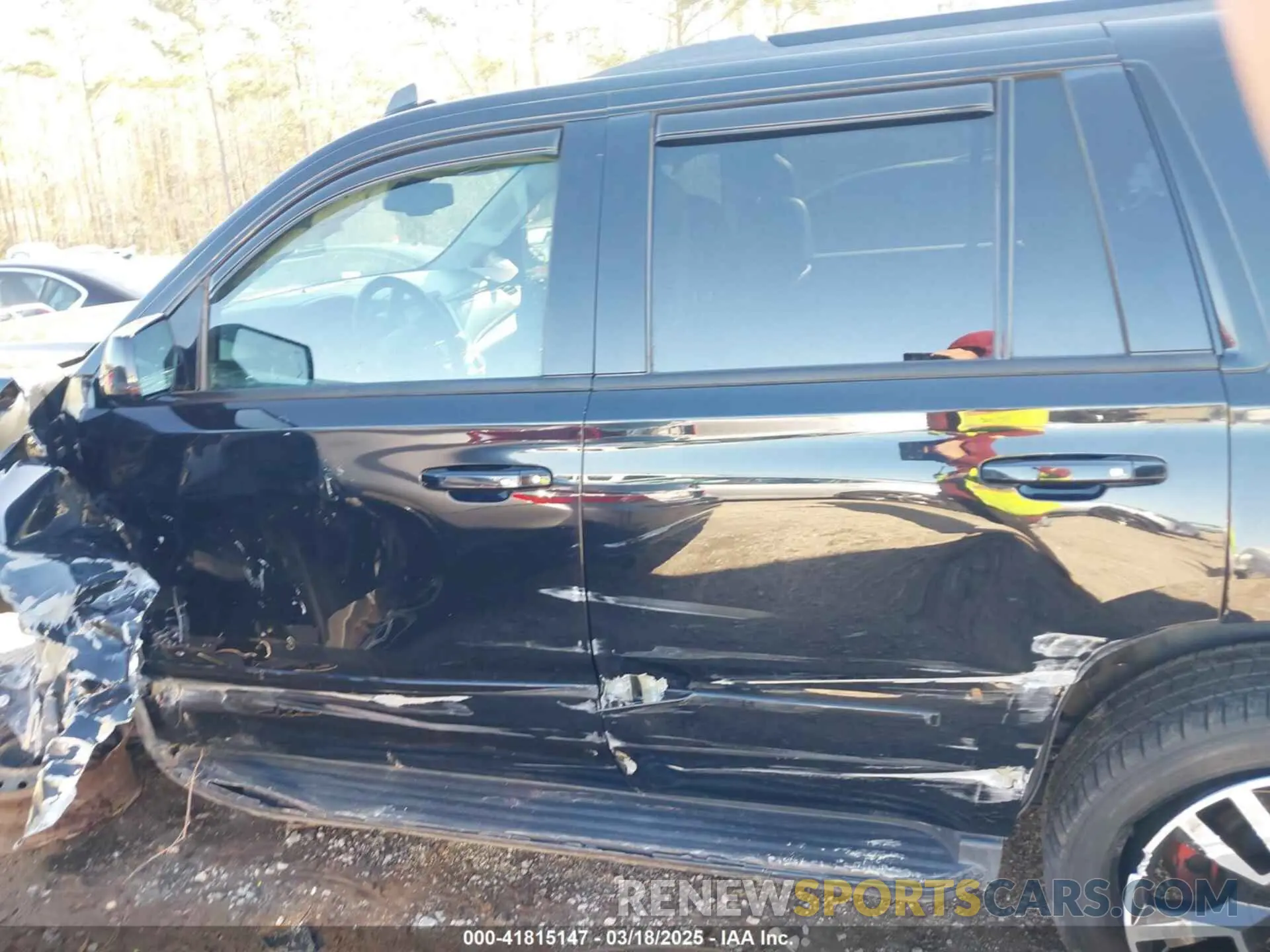 14 Photograph of a damaged car 1GNSKCKJ9KR284051 CHEVROLET TAHOE 2019