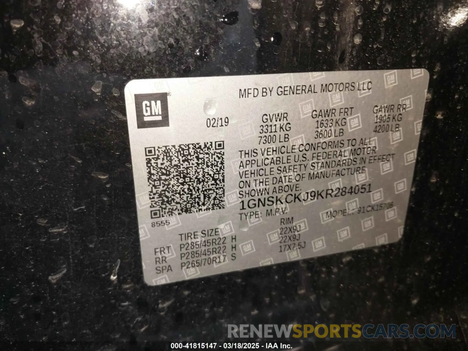 9 Photograph of a damaged car 1GNSKCKJ9KR284051 CHEVROLET TAHOE 2019