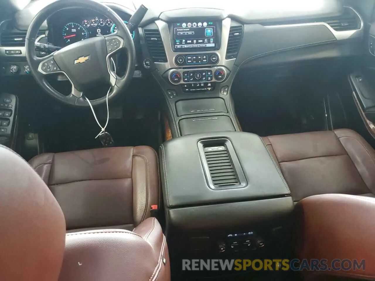 8 Photograph of a damaged car 1GNSKCKJXKR264407 CHEVROLET TAHOE 2019