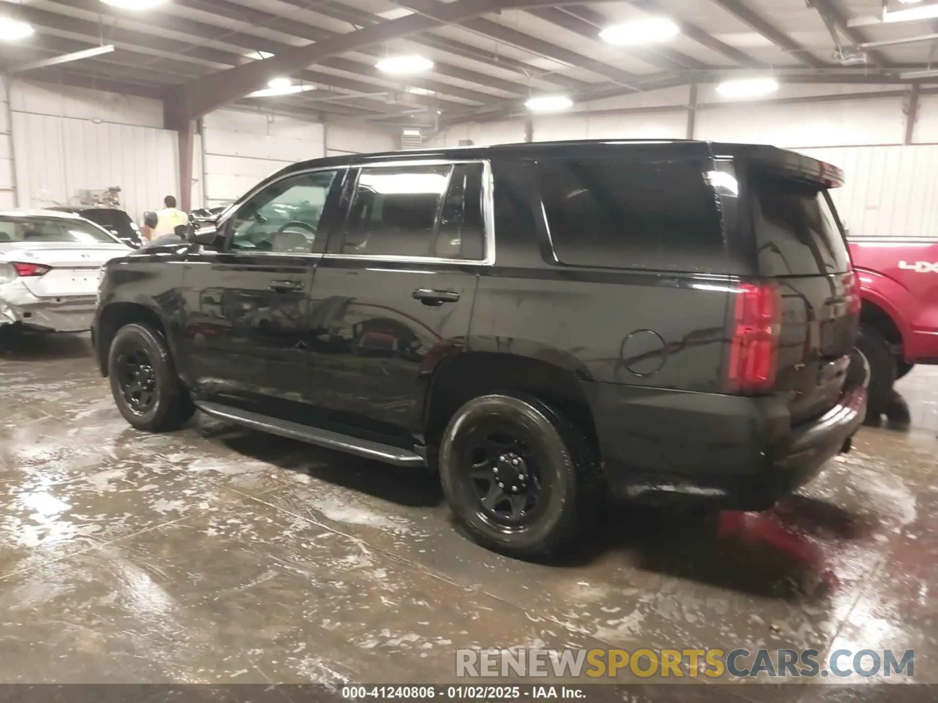 3 Photograph of a damaged car 1GNSKDEC4KR122766 CHEVROLET TAHOE 2019