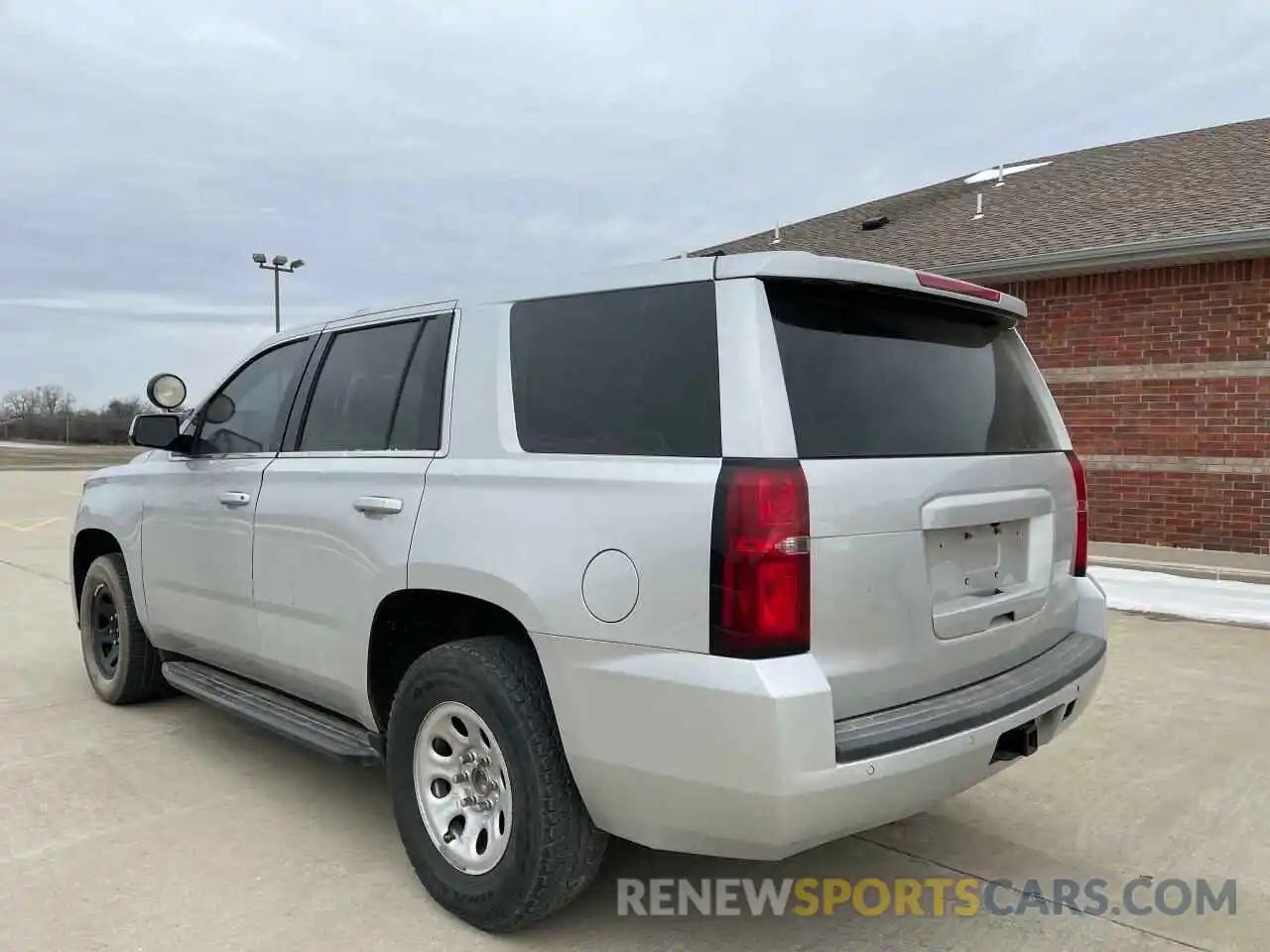 3 Photograph of a damaged car 1GNSKDEC4KR299852 CHEVROLET TAHOE 2019