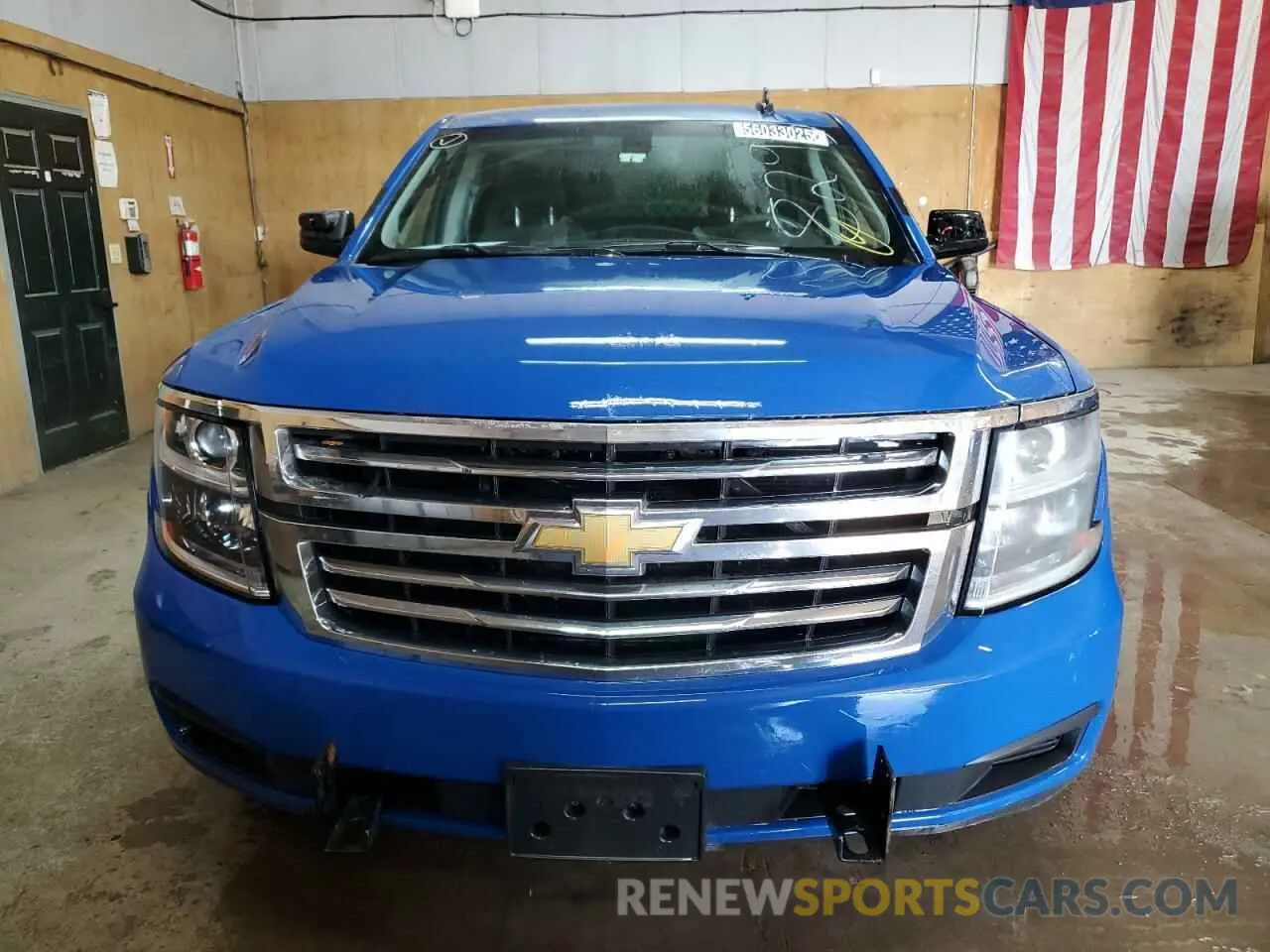 5 Photograph of a damaged car 1GNSKDEC9KR397663 CHEVROLET TAHOE 2019