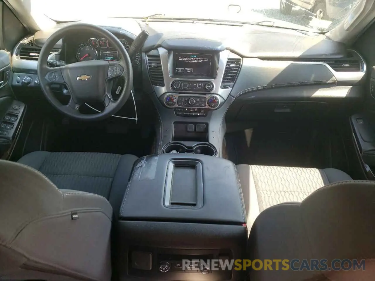 8 Photograph of a damaged car 1GNSKFKC7KR133437 CHEVROLET TAHOE 2019
