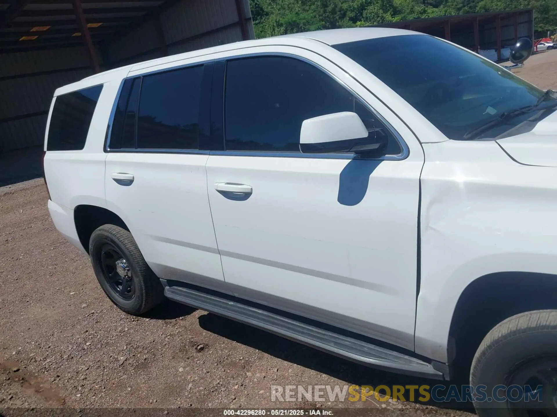 14 Photograph of a damaged car 1GNLCDEC3LR169211 CHEVROLET TAHOE 2020