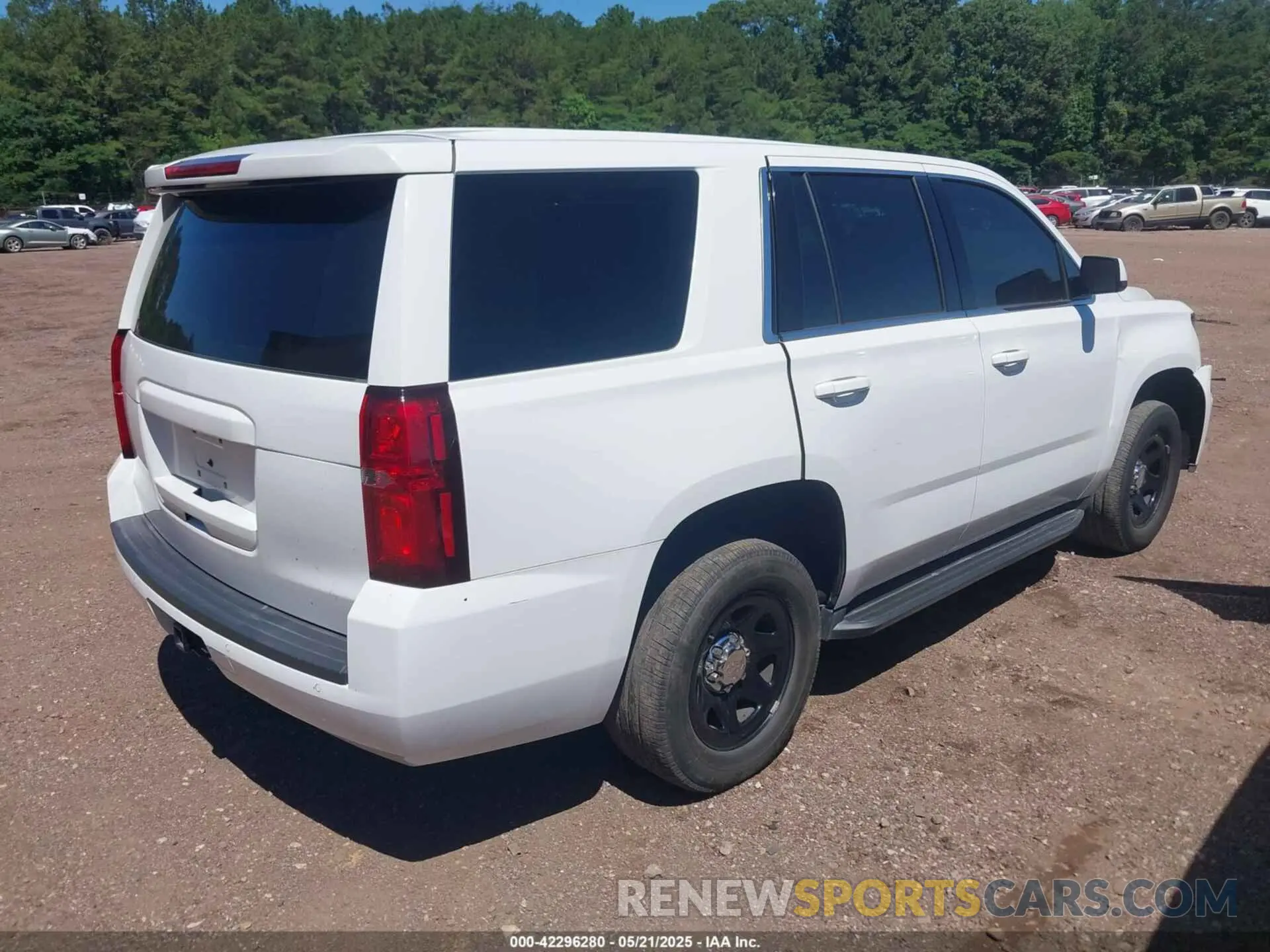4 Photograph of a damaged car 1GNLCDEC3LR169211 CHEVROLET TAHOE 2020