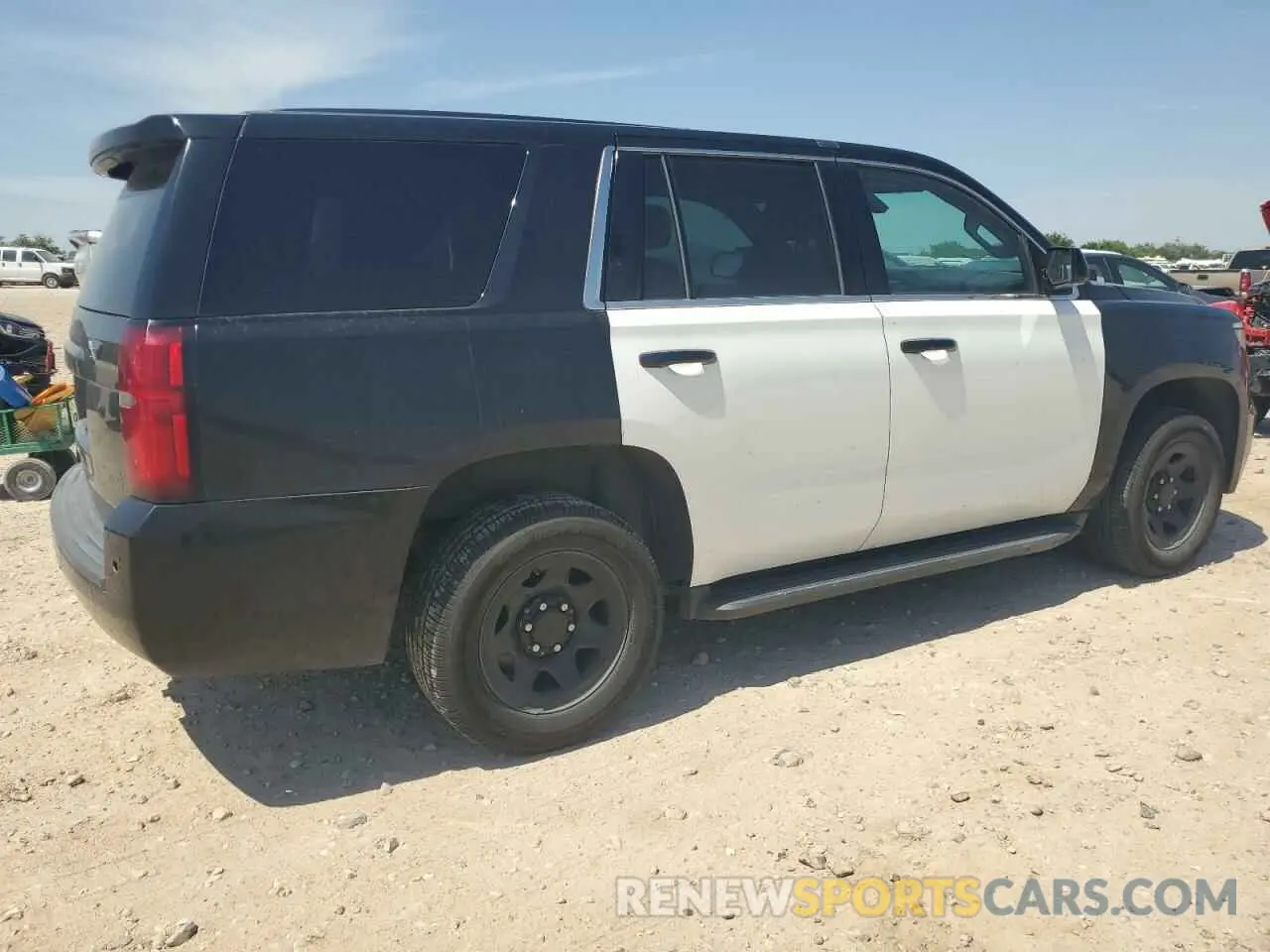 3 Photograph of a damaged car 1GNLCDEC3LR175896 CHEVROLET TAHOE 2020