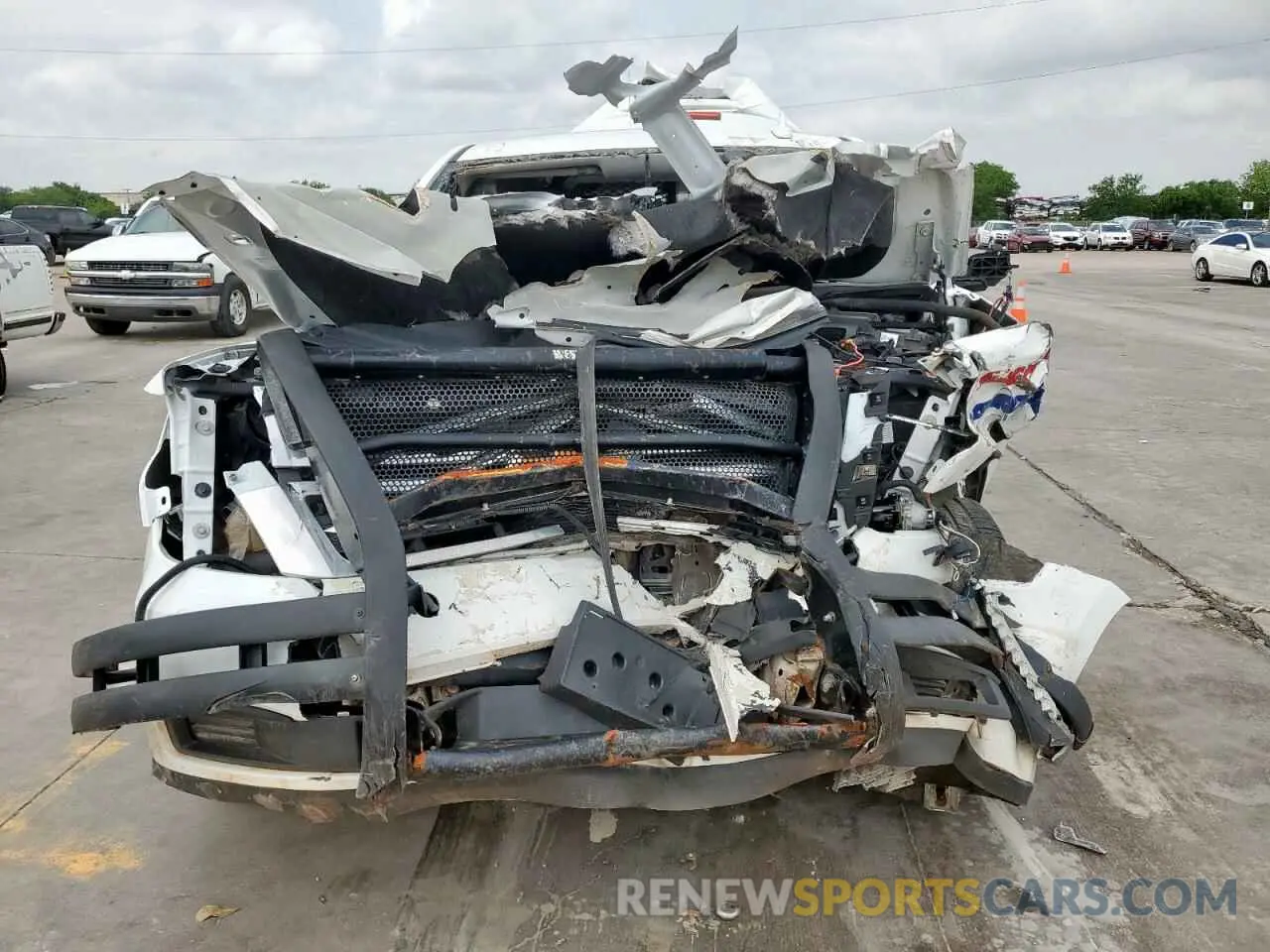 5 Photograph of a damaged car 1GNLCDEC3LR306163 CHEVROLET TAHOE 2020