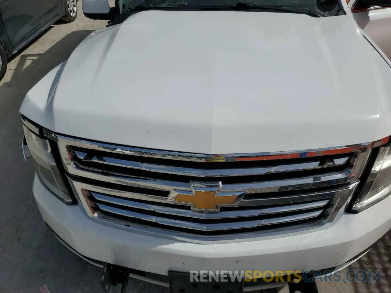 11 Photograph of a damaged car 1GNLCDEC4LR147377 CHEVROLET TAHOE 2020
