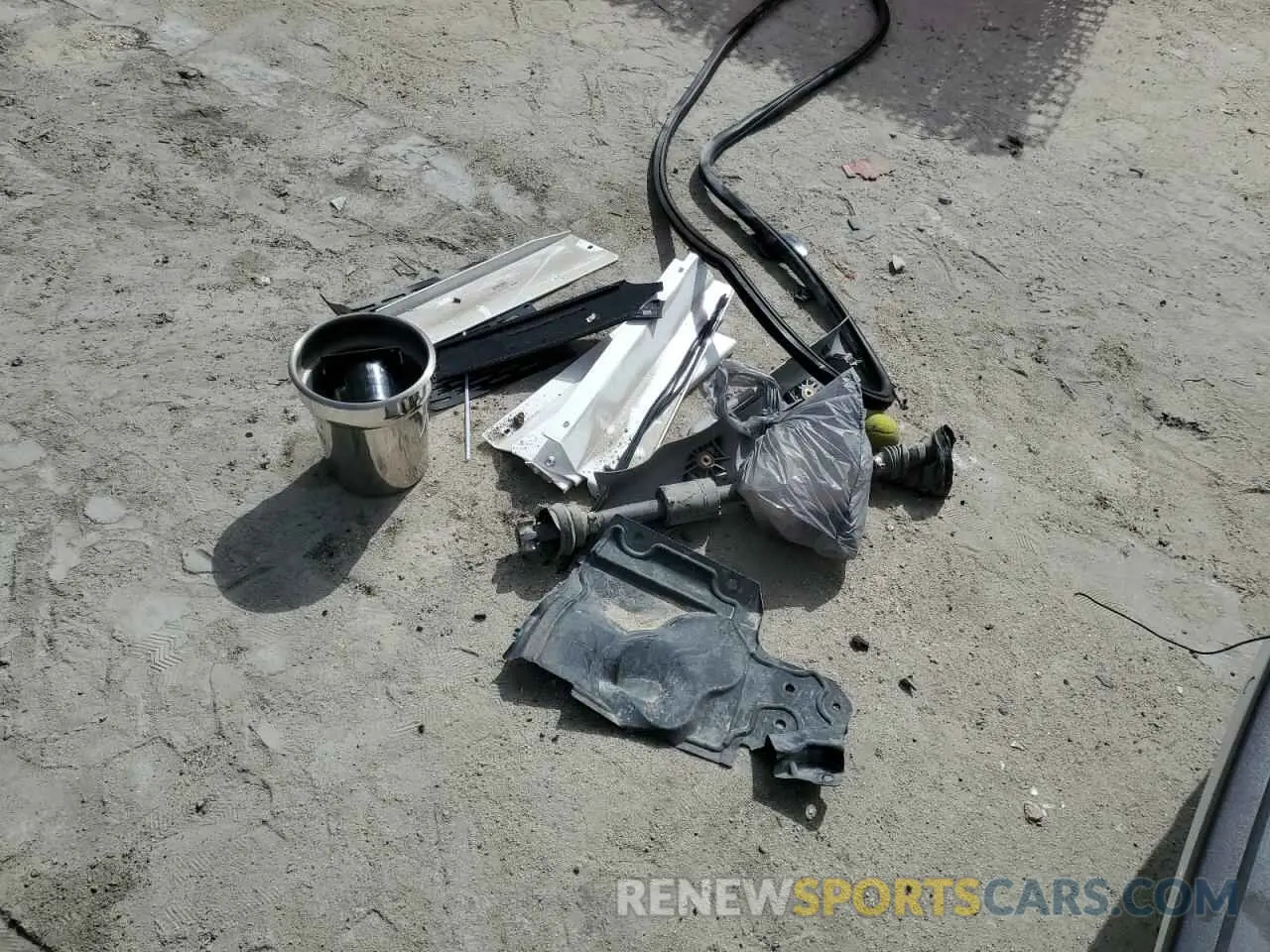 12 Photograph of a damaged car 1GNLCDEC4LR147377 CHEVROLET TAHOE 2020