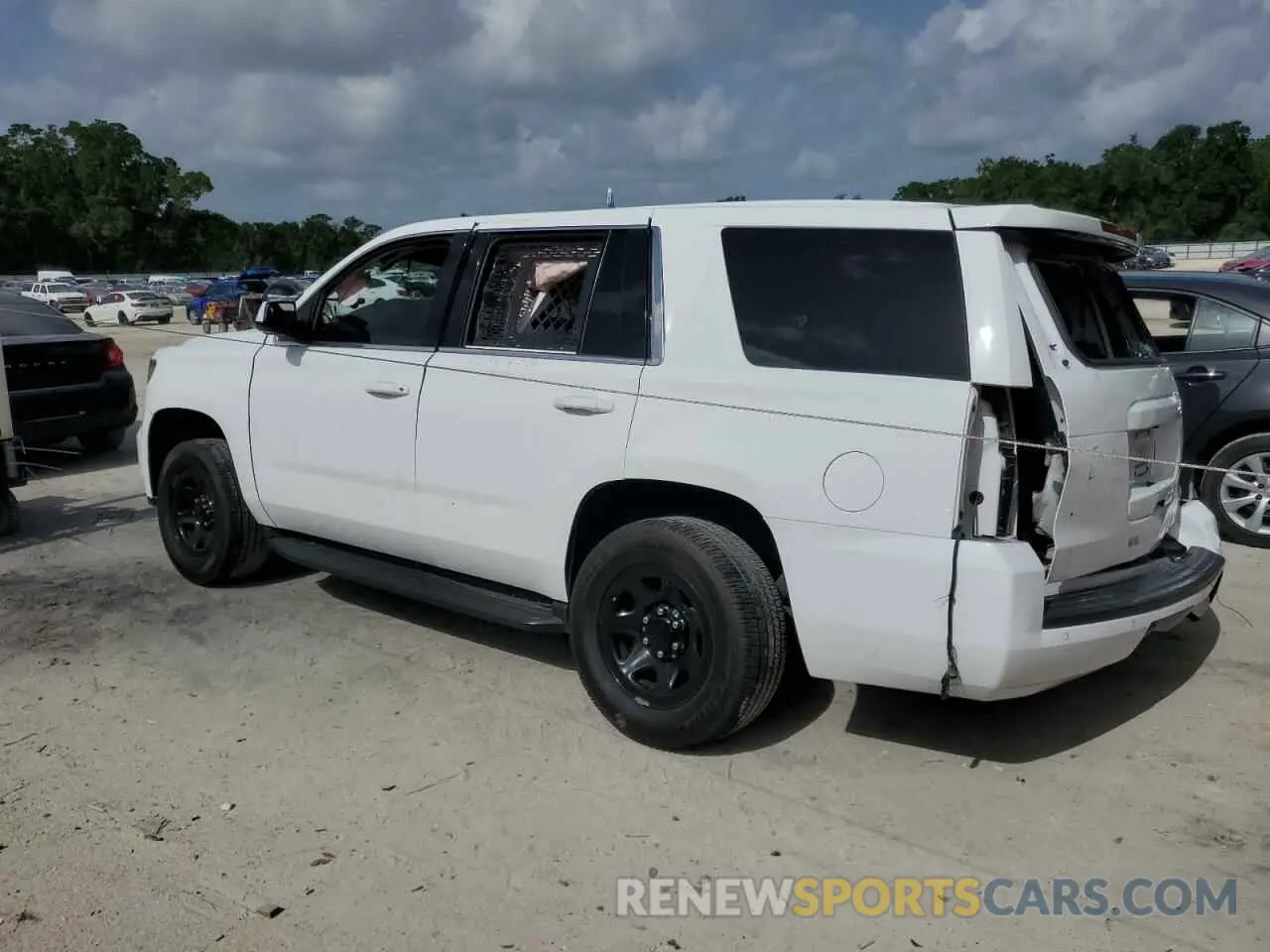 2 Photograph of a damaged car 1GNLCDEC4LR147377 CHEVROLET TAHOE 2020