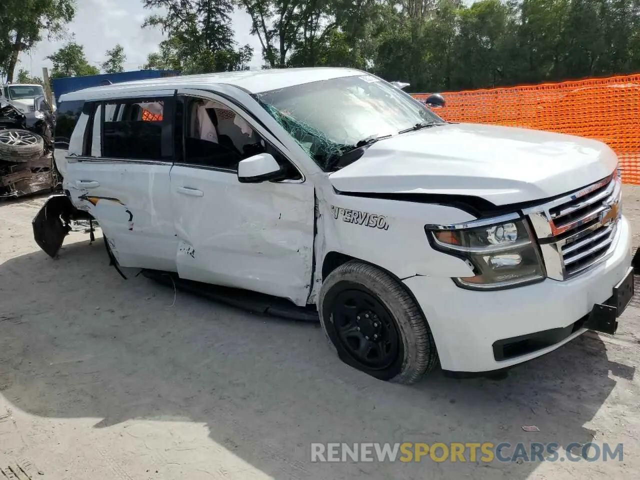 4 Photograph of a damaged car 1GNLCDEC4LR147377 CHEVROLET TAHOE 2020