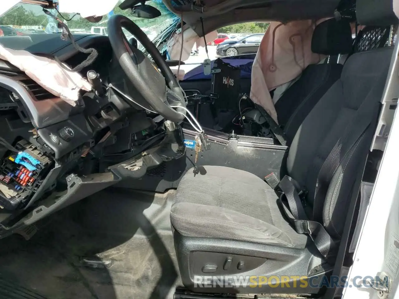 7 Photograph of a damaged car 1GNLCDEC4LR147377 CHEVROLET TAHOE 2020