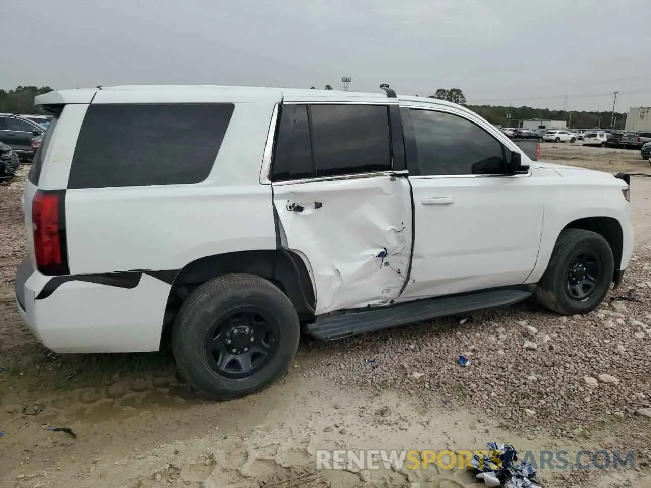 3 Photograph of a damaged car 1GNLCDEC8LR279090 CHEVROLET TAHOE 2020