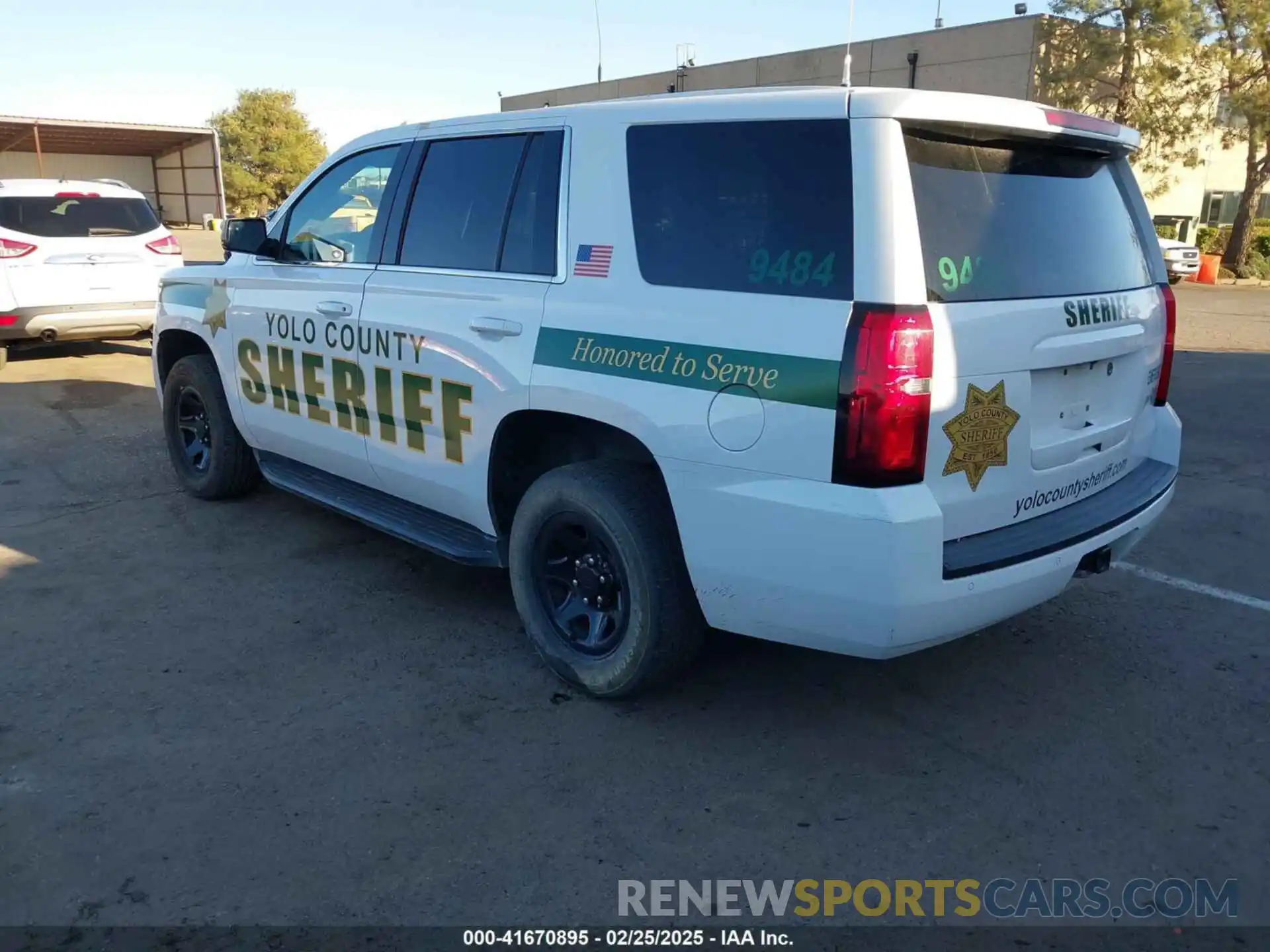 3 Photograph of a damaged car 1GNLCDEC8LR283902 CHEVROLET TAHOE 2020