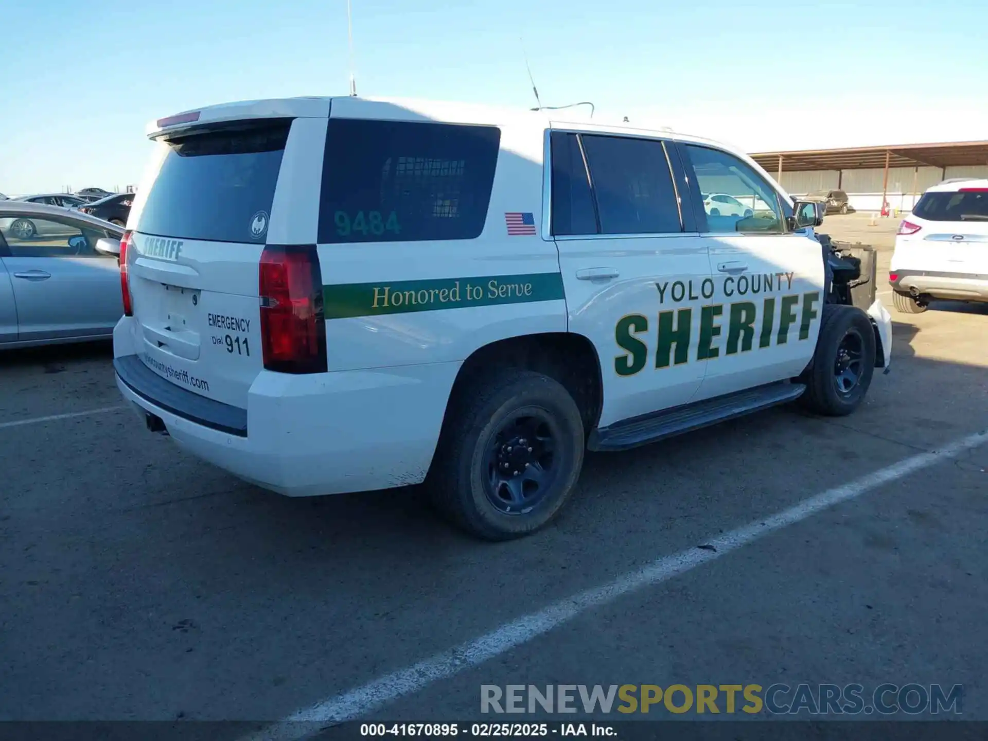 4 Photograph of a damaged car 1GNLCDEC8LR283902 CHEVROLET TAHOE 2020