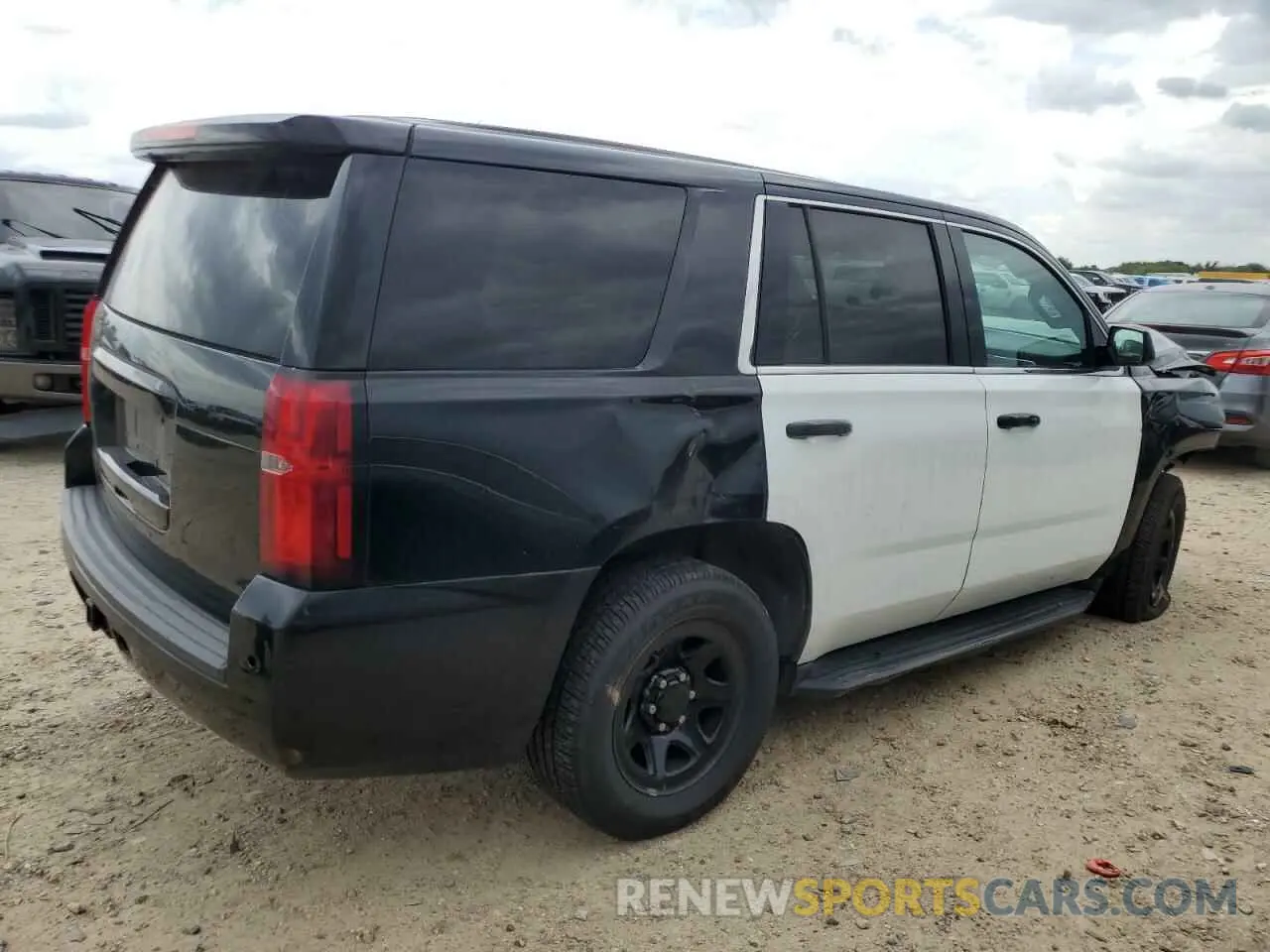 3 Photograph of a damaged car 1GNLCDEC9LR175868 CHEVROLET TAHOE 2020