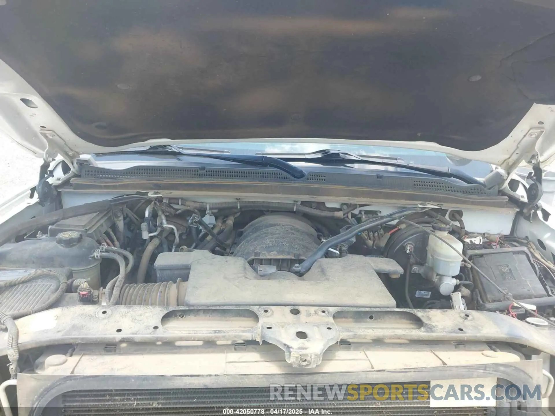 10 Photograph of a damaged car 1GNLCDECXLR154849 CHEVROLET TAHOE 2020