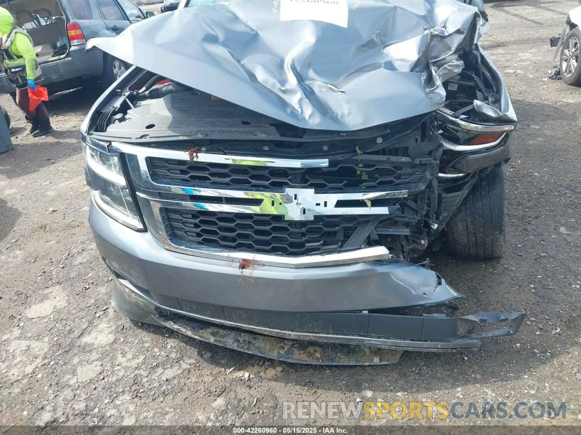 6 Photograph of a damaged car 1GNSCAEC3LR296986 CHEVROLET TAHOE 2020