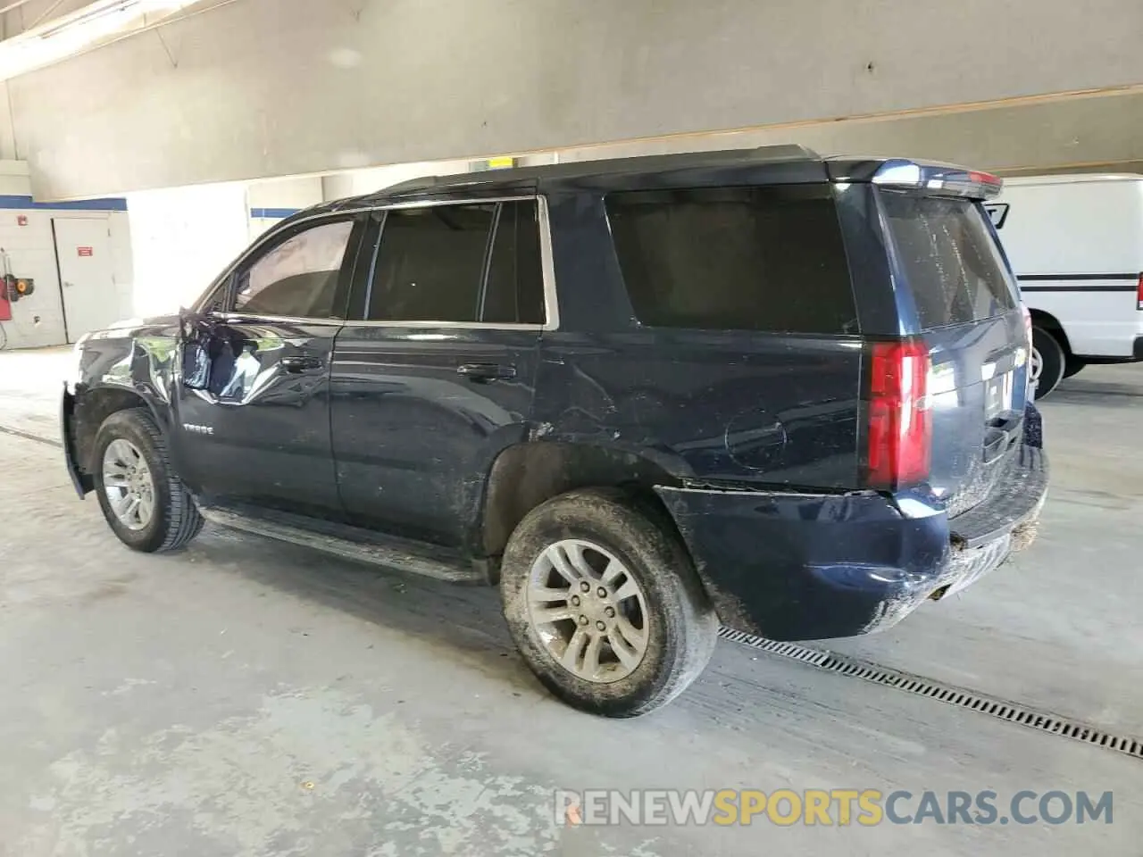 2 Photograph of a damaged car 1GNSCAKC1LR211101 CHEVROLET TAHOE 2020
