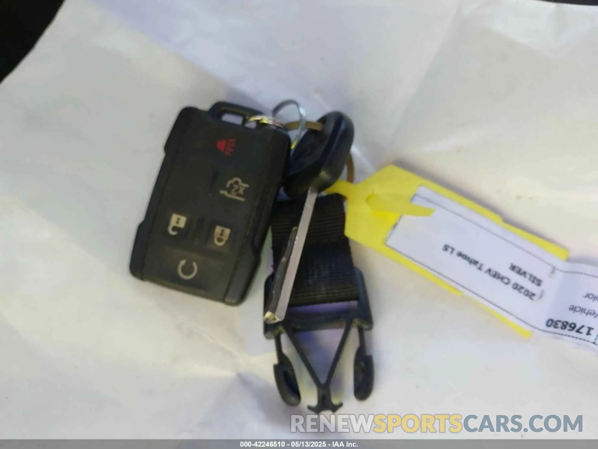 11 Photograph of a damaged car 1GNSCAKC2LR227856 CHEVROLET TAHOE 2020