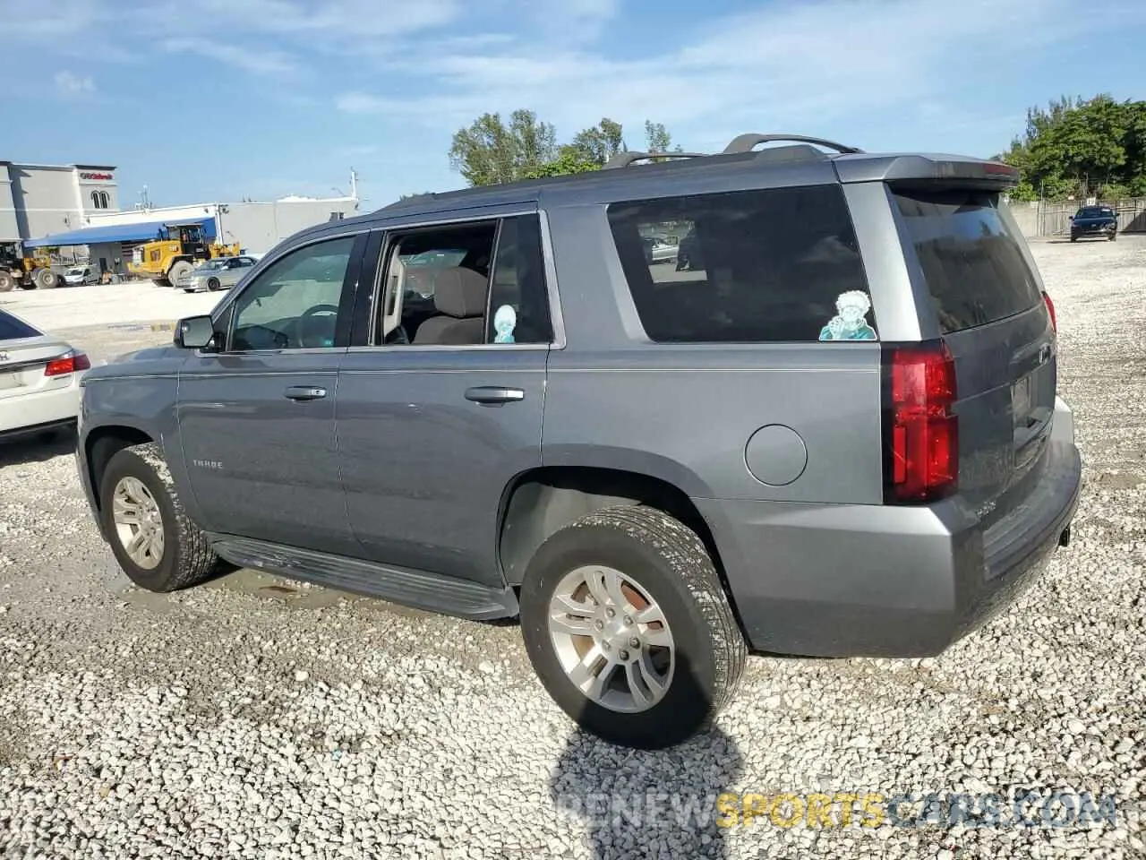 2 Photograph of a damaged car 1GNSCAKC4LR120582 CHEVROLET TAHOE 2020