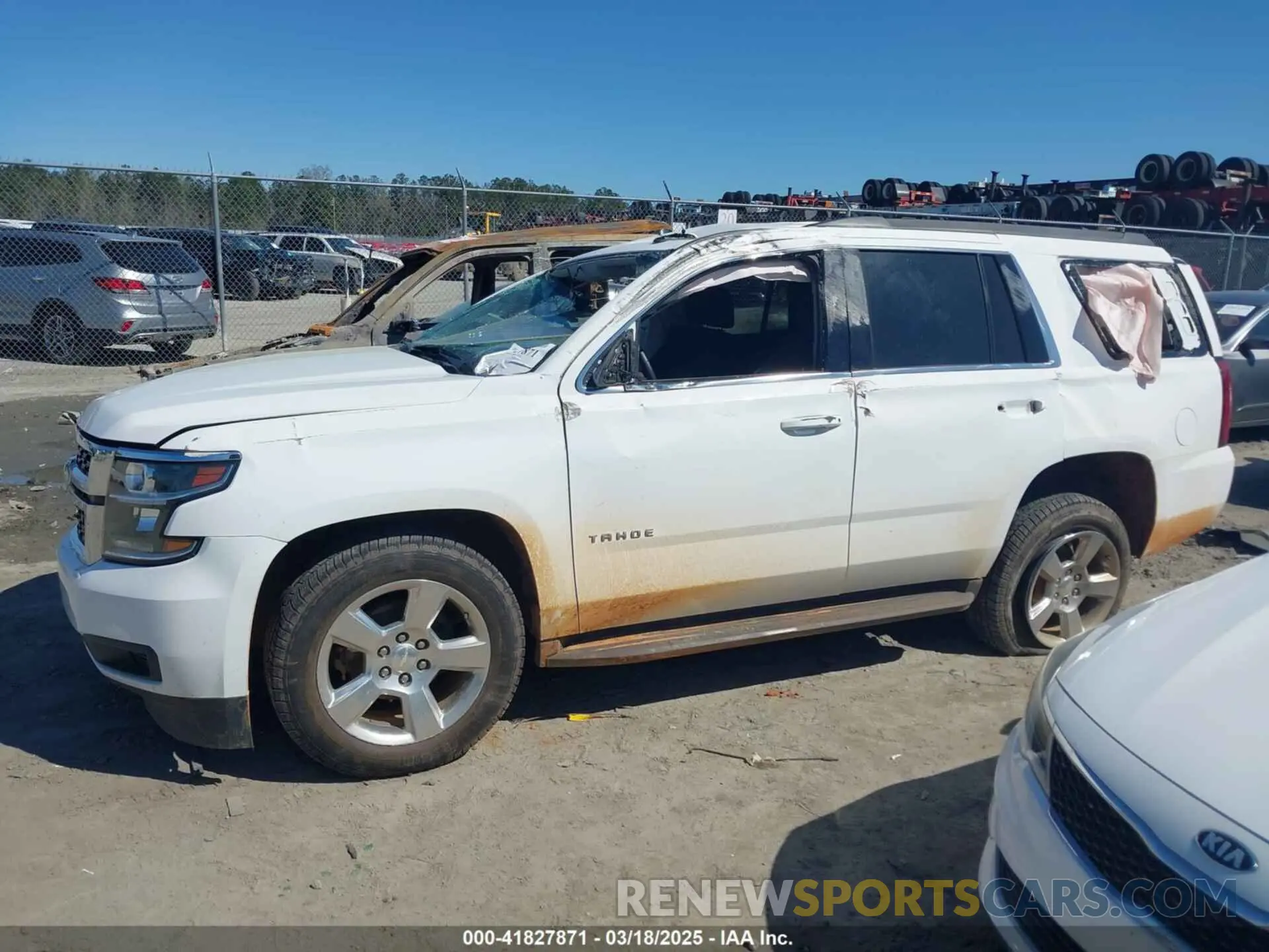 14 Photograph of a damaged car 1GNSCAKC4LR296015 CHEVROLET TAHOE 2020