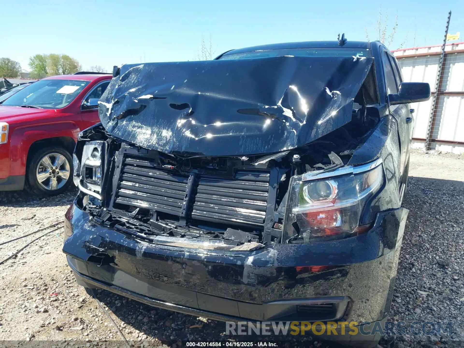 6 Photograph of a damaged car 1GNSCAKC6LR293472 CHEVROLET TAHOE 2020