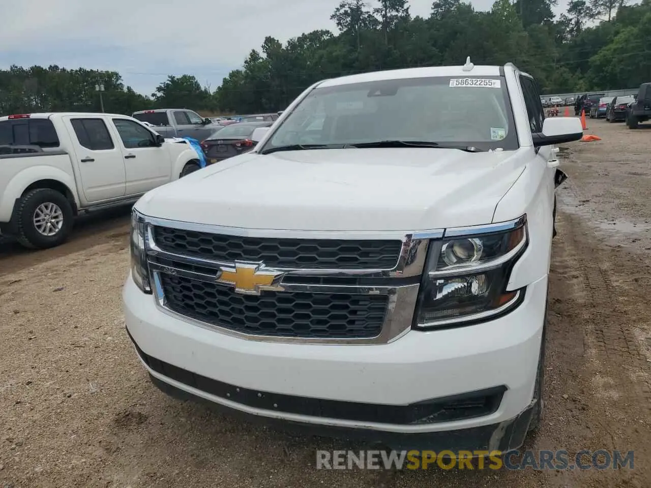 5 Photograph of a damaged car 1GNSCAKC8LR136896 CHEVROLET TAHOE 2020